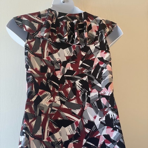 Ricki's NWOT Multicolor Abstract V-Neck Blouse - Picture 4 of 8